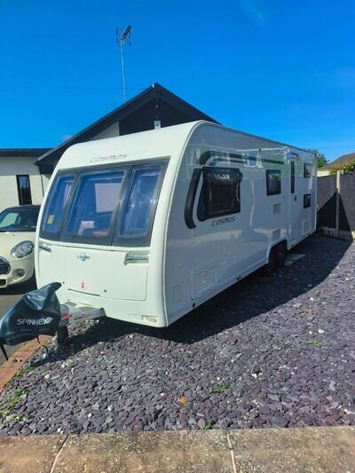 Lunar Cosmos, Twin axle caravan, fixed bunk beds, touring caravan