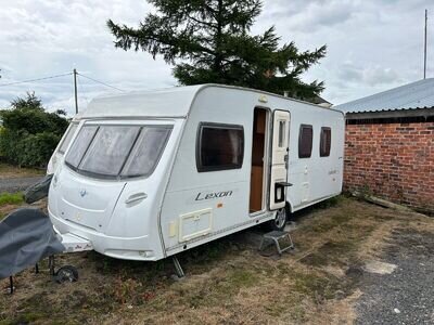 2008 Lunar Lexon 585 SI Caravan complete with accessories