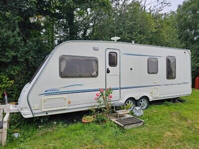 Swift Sterling Eccles Elite Explorer 2003