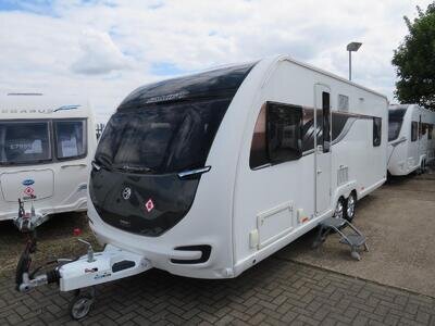 Swift Elegance 635 Twin Axle 4 Berth