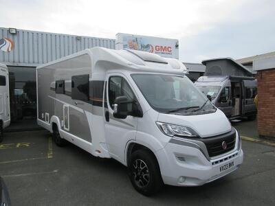 ELDDIS ENCORE 255, Luxury 4 berth motorhome with French Bed