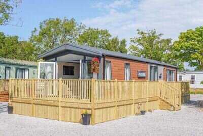 CARAVAN FOR SALE ON SITE - NEW VICTORY LAKEWOOD 12 MONTH SITE - PARK NEAR LYTHAM