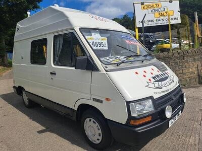 Renault trafic t1100 d motorhome campervan 2 berth oven hob sink water tank 240v