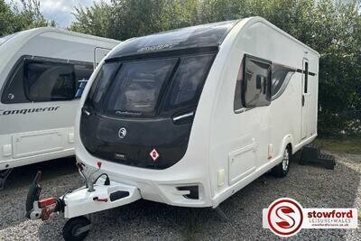 Swift Challenger 480, 2018, Pre-Owned Caravan