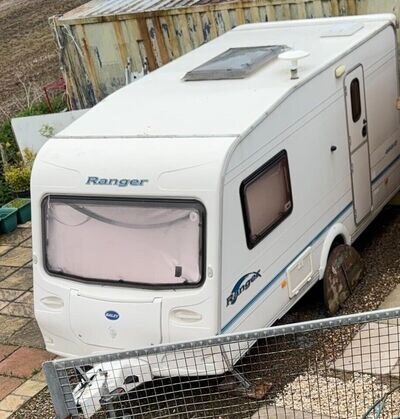 2 Berth Bailey Touring Caravan Ranger 460/2 2005 Single Axle