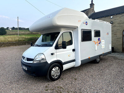 MOOVEO C647 2.5 6 BIRTH MOTORHOME 2010 59K MILES GREAT FAMILY CAMPER LOW PRICE!