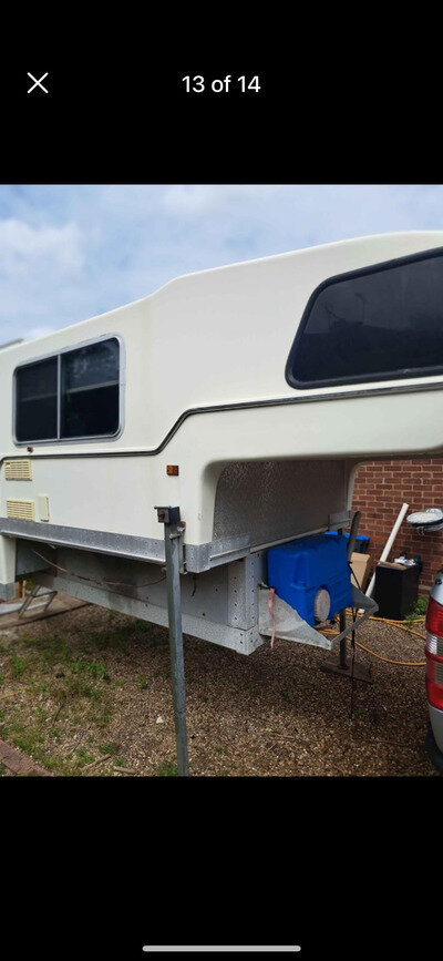 Sunrader Demountable slide on Camper