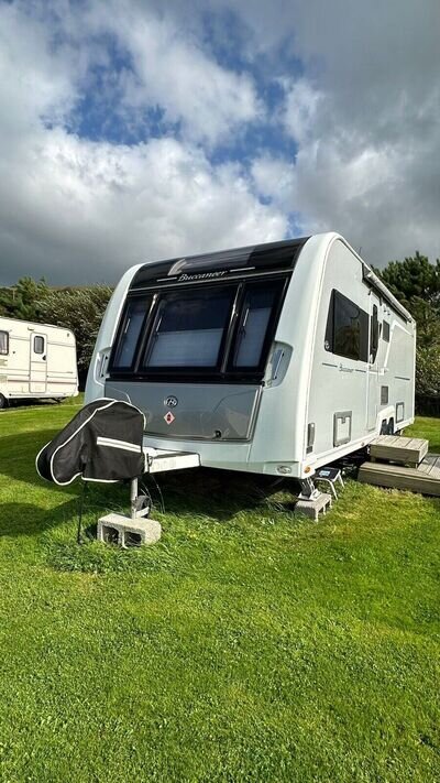 Buccaneer Cruiser touring caravan Island Bed