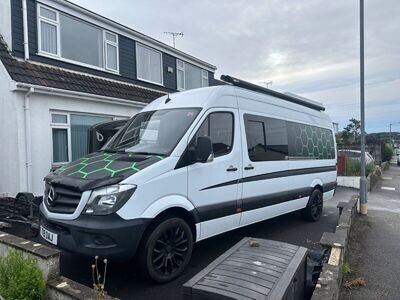 mercedes sprinter race van camper motorhome day van