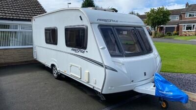 **ABBEY FREESTYLE 520 (2008) 4 BERTH CARAVAN - AMAZING CONDITION**