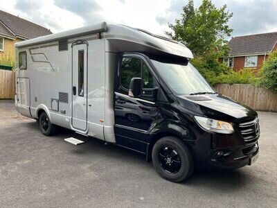 Hymer motorhome BMCT 680 Top spec, E&P self-levelling, 2 yr Plat MB&G warranty