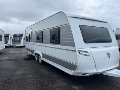 5 BERTH TABBERT 2015 FIXED BED TWIN AXLE&3MTS WARRANTY&STARTER PACK