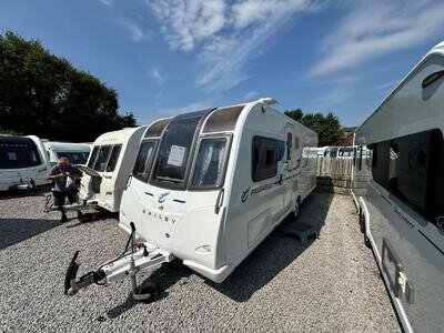 BAILEY PEGASUS BRINDISI FIXED ISLAND BED 4 BERTH TOURING CARAVAN