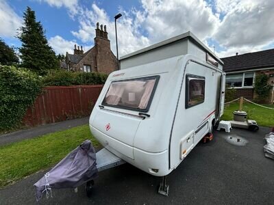 Fleurette Tamaris 42 (2002) FOUR BERTH Pop-up Caravan Used