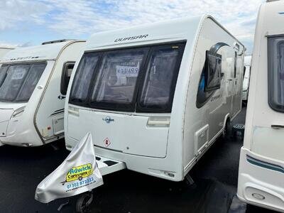 Lunar Quasar 462 2 Berth Full Rear Bathroom