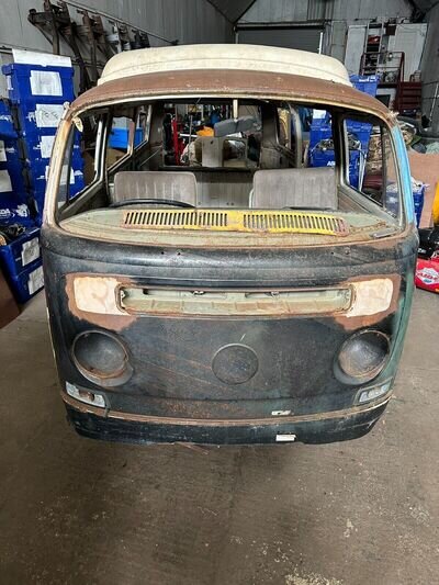 VW T2 1970 camper van motorhome for full restoration (early Bay Window)