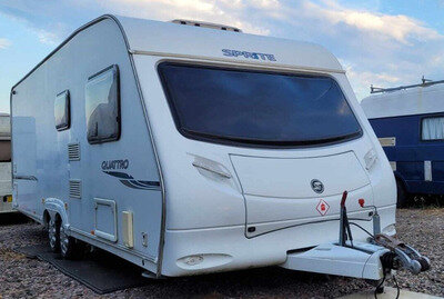 6-berth caravan SPRiTE QUATTRO # twin axle # 2007 # motor mover