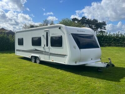 2011 HOBBY VIP 645 5 BERTH CARAVAN TWIN AXEL