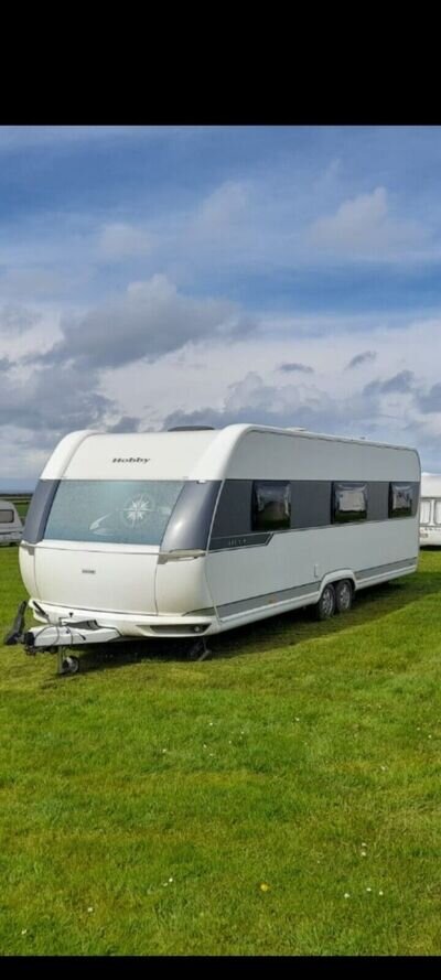 2014 HOBBY 695 VIP 5 Berth fixed island bed