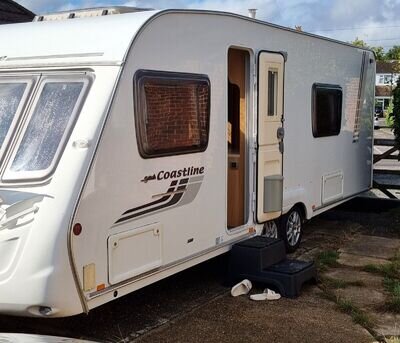 Swift Coastline 620 Caravan Fixed Bed 2008