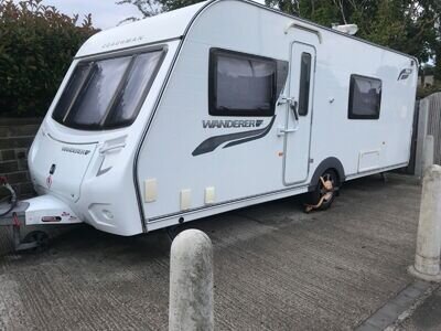 4 BERTH COACHMAN WANDERER CARAVAN IN RARE PRISTINE CONDITION 2011