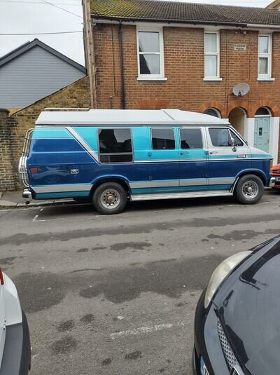 Dodge Ram B250 Camper Van 5.2 V8