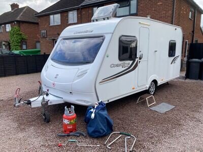 2011 Swift coastline 475 5 berth mint con Small and lightweight ready to go