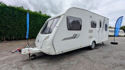 SWIFT CHARISMA - 2010 5 BERTH CARAVAN WITH MOTOR MOVER