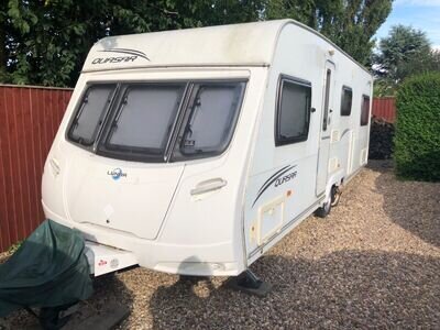 Lunar Quasar 626 - 6 Berth caravan W/Awning 2010 - Complete Kit for camping