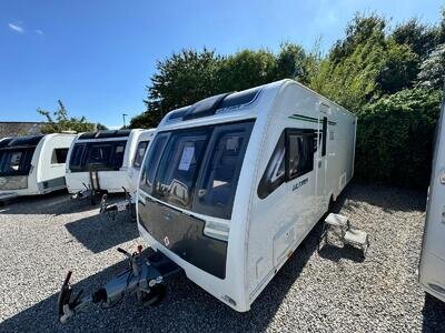 LUNAR ULTIMA 574 2019 MODEL 4 BERTH FIXED ISLAND BED TOURING CARAVAN