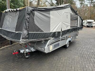 PENNINE QUARTZ 6 - 2012 - 6 BERTH - MOVER - HIGH SPEC - PRISTINE