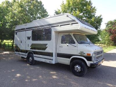 Chevrolet 5.7V8 AUTO MINI WINNEY CAMPER