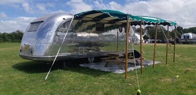 Vintage 1948 Spartan manor 25 American caravan Trailer, similar to Airstream