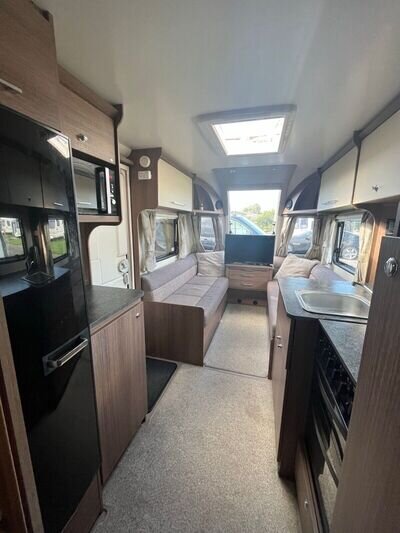 BAILEY PHOENIX 760, 2019 MODEL, 6 BERTH, FIXED BUNK BEDS !!!