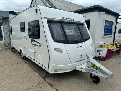 Lunar Quasar 544 Fixed Bed Full Rear Bathroom