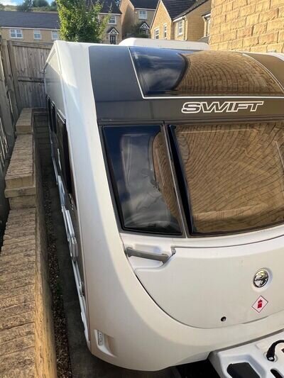 swift caravan sprite major 4sb 2020