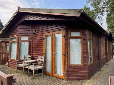 Static Lodge For Sale Off Site Omar Kingfisher Log Cabin Twin 38x20, 2 Bedroom