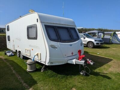 2008 Lunar Quasar 615 twin axle 5 berth fixed bunk caravan