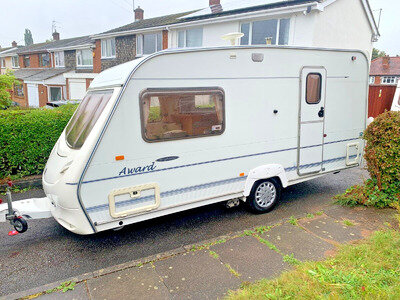 CARAVAN 2 BERTH ACE AWARD BRIGHTSTAR WITH END BATHROOM / CHANGING ROOM £1295