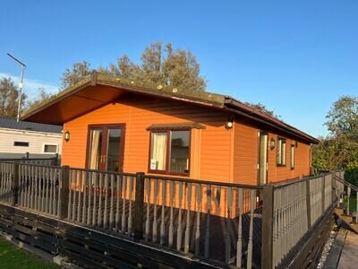 Cosalt log cabin 35x20 2 bed mobile home fully winterised gas central heating