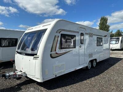 2015 LUNAR DELTA TS - 4 BERTH CARAVAN