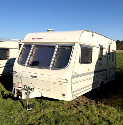 Lunar Planet SE Caravan 4-5 berth