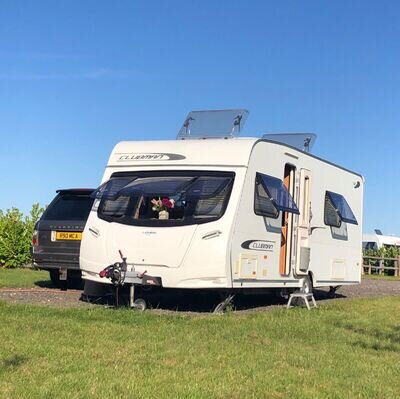 Lunar Caravan Clubman SE 2011 Fixed bed End Shower Motor mover