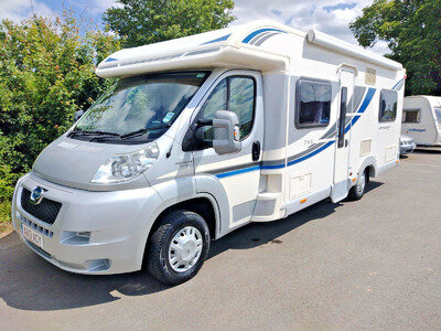 MOTORHOME BAILEY APPROACH 745 SE 4 BERTH LOW MILEAGE BEAUTIFUL CONDITION