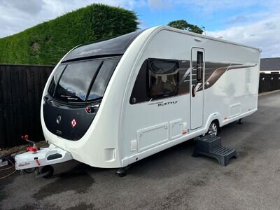 Swift Challenger Caravan hi-style 4 birth 880 fixed bed 8 foot wide