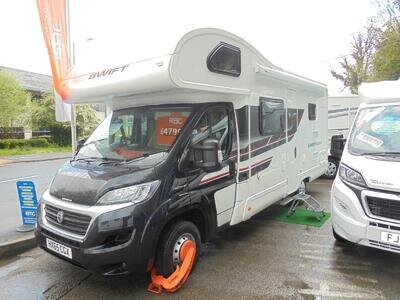 2015 65 SWIFT LIFESTYLE 6 BERTH IN BLACK # ONE OWNER ONLY 4909 MLS FROM NEW #