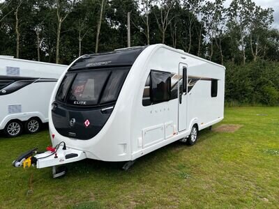 Touring Caravan Swift Elite 560 2020 4 berth fixed island bed