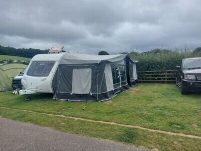 6 berth touring caravan twin axle