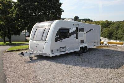 2020 Buccaneer Commodore 8FT Wide Luxury Rear Island Bed Twin Axle, Air Con