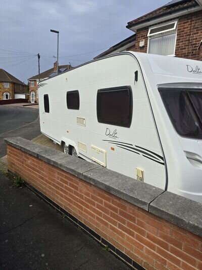 Lunar delta 4 berth twin wheelbase caravans fixed island bed